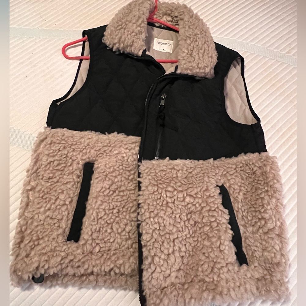 Abercrombie and Fitch vest